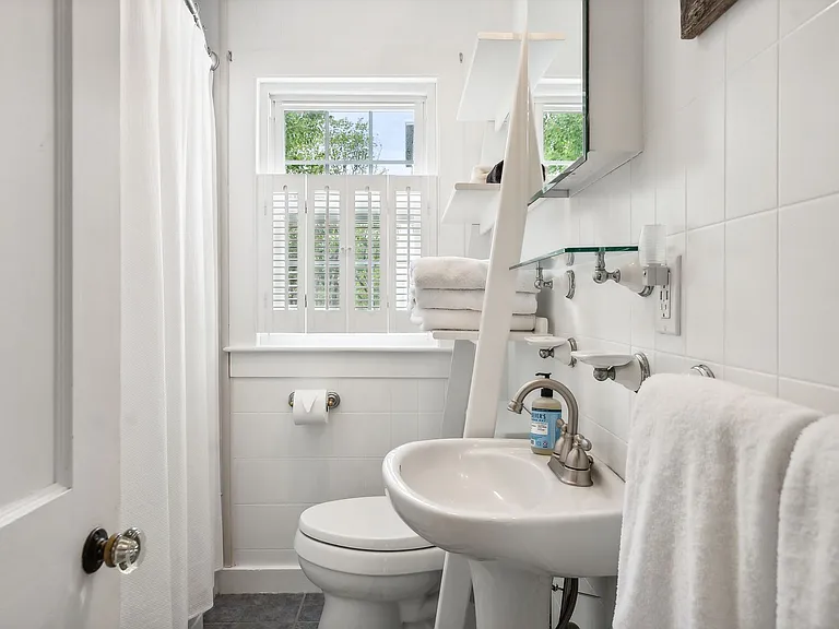 240 Island Beach Rd — Photo 18