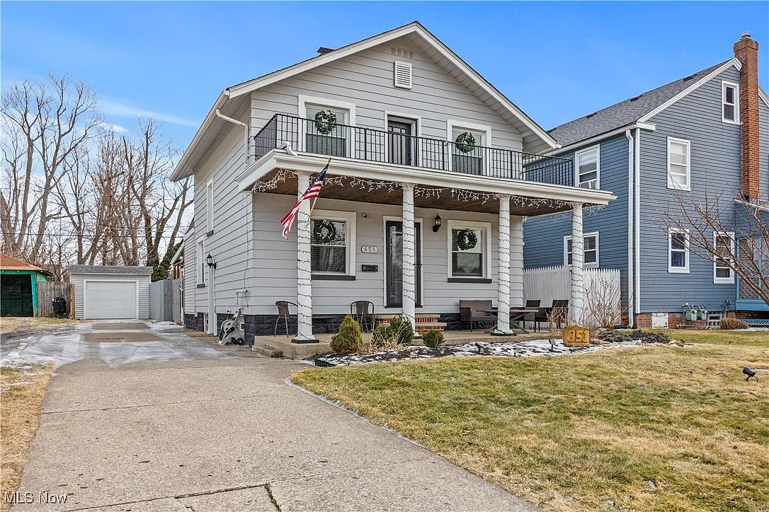 851 Allison Ave photo 1