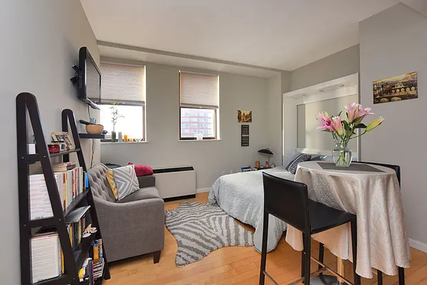 Rented by Compass | media 14