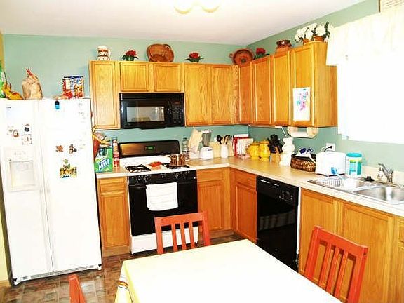 4th image of 809 Serendipity Dr