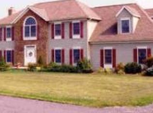 1041 Oriole Lck, Brookville, PA 15825