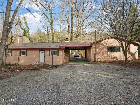 4413 E Scenic Dr, Gatlinburg, TN 37738