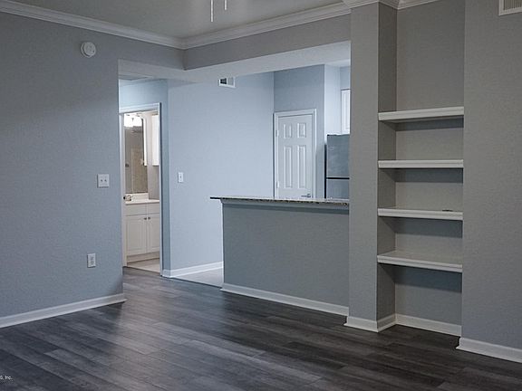 5th image of 8539 W Gate Pkwy Unit 624