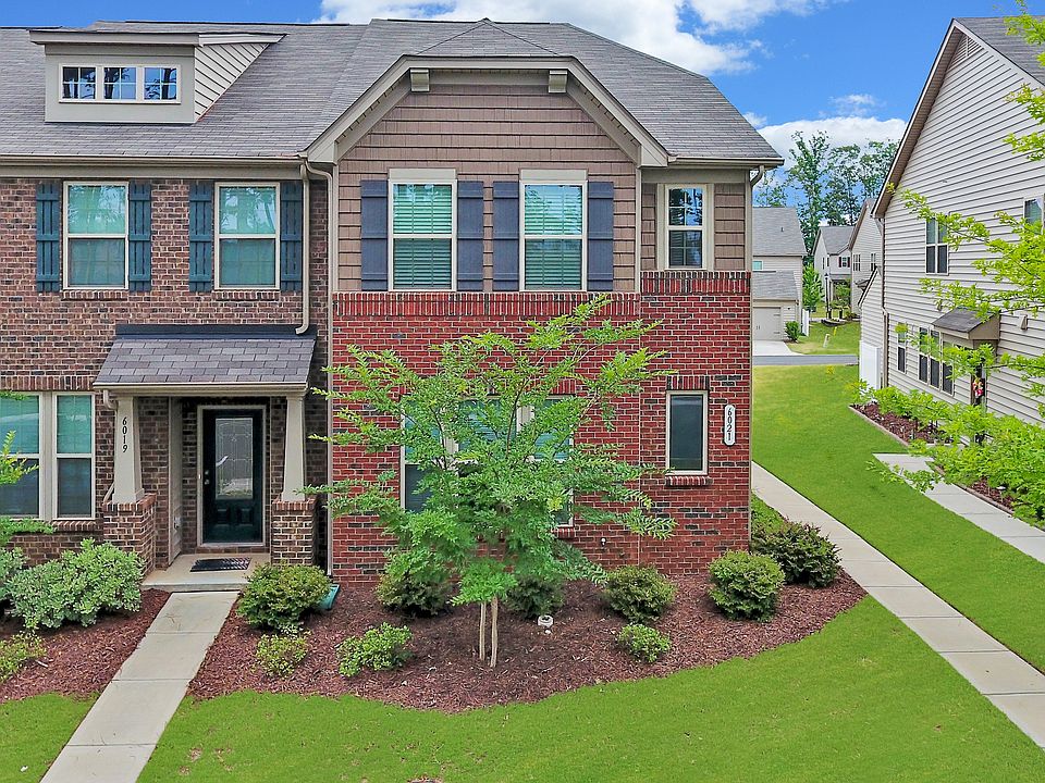 1st image of 6021 Turkey Oak Ln