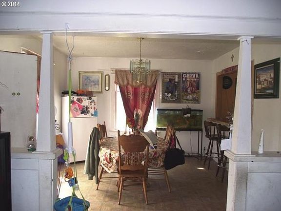 4th image of 149 NW Connell Ave