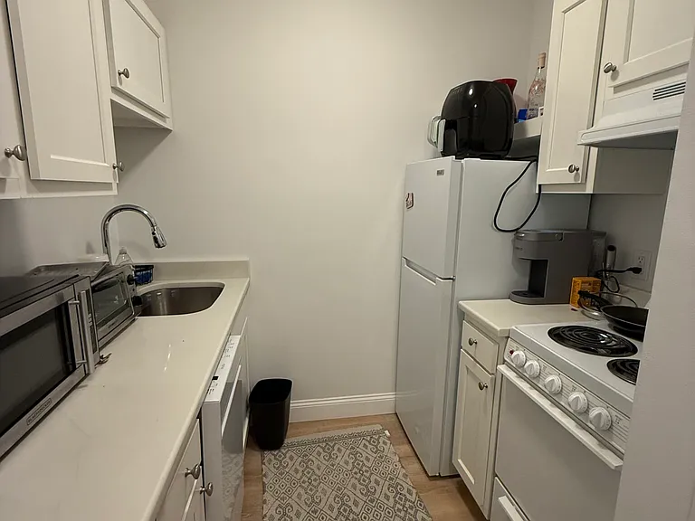 111 Norway St #404 — Photo 24