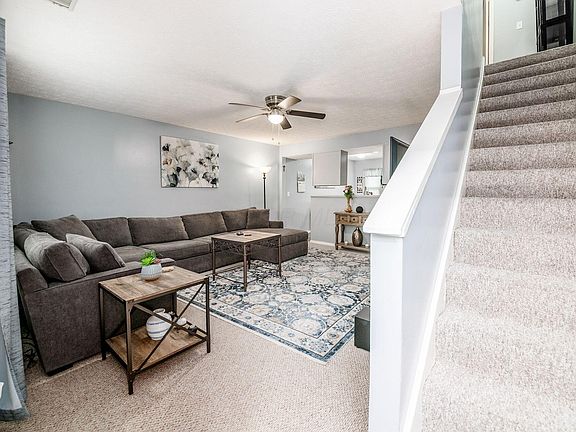 5th image of 3258 Summerdale Ln #41