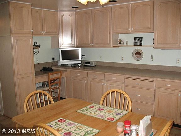 3rd image of 2607 Bradwell Ct