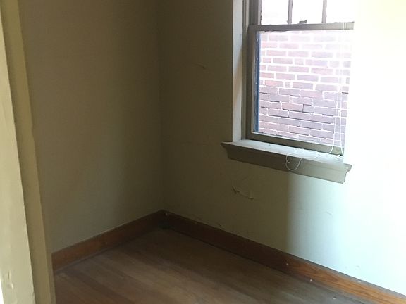 5th image of 3925 Oregon Ave