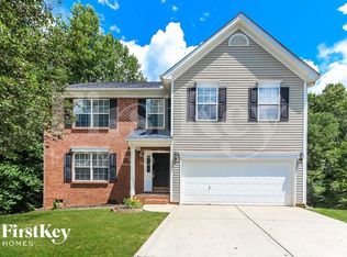 2217 Thorn Crest Dr, Waxhaw, NC 28173
