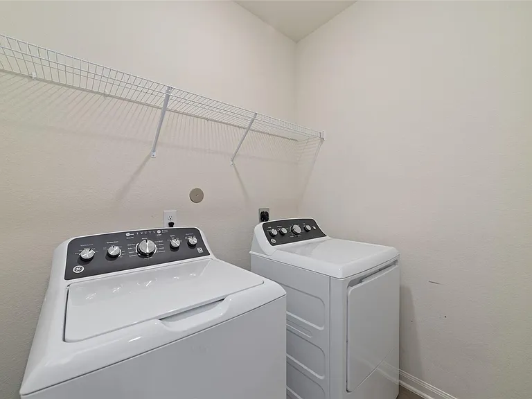 3000 Iron Woods Dr — Photo 8