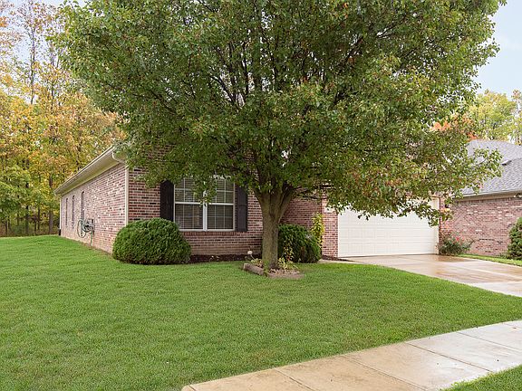 2nd image of 9532 Woodsong Ln