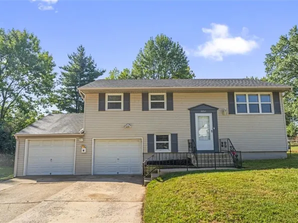 18511 E 8th St N, Independence, MO 64056