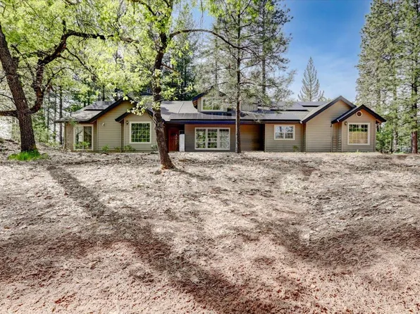 12254 Pine Crest Dr, Grass Valley, CA 95949