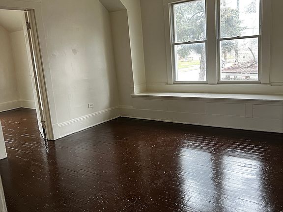 2nd image of 4004 Denison Ave