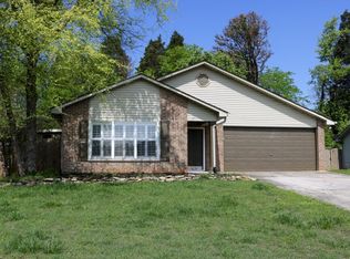2519 Cinema Dr, Maryville, TN 37804