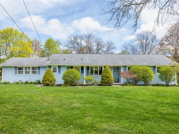3273 Clover St, Caledonia, NY 14423