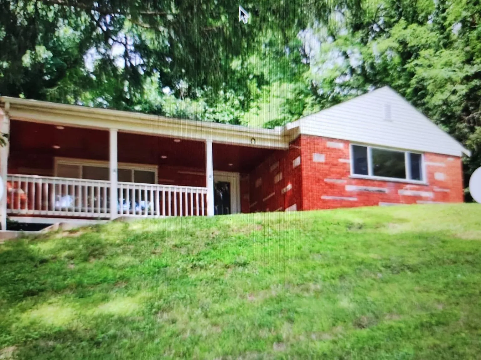 4 bed, 2123 sqft, $2,685 — Photo 2