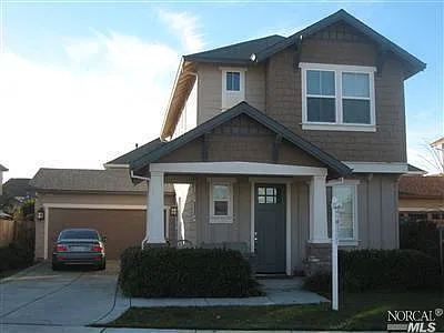 3 bed, 2.5 bath, 1598 sqft, $3,495 — Photo 2