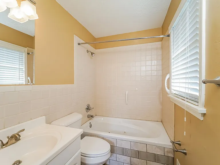 6506 Missionary Ridge Dr — Photo 17