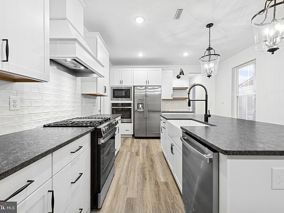 4th image of 12615 Knolls Ln