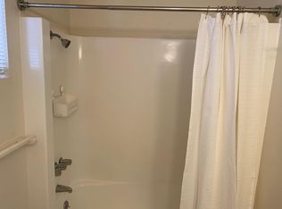 329 1st Pl, Manhattan Beach, CA 90266