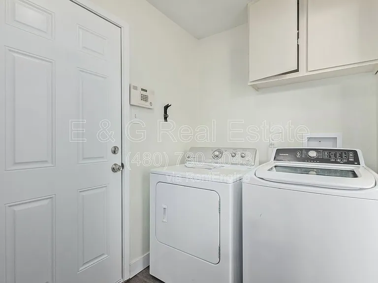4414 S Newberry Rd — Photo 22
