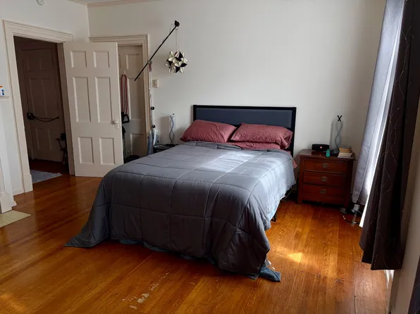 9 Buckingham St #3, Rochester, NY 14607