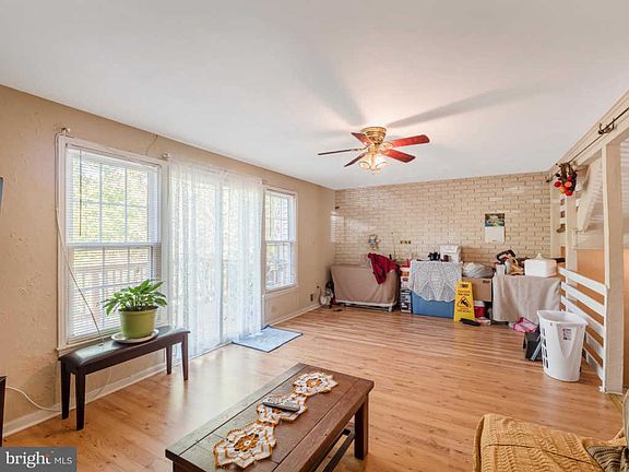5th image of 13106 Putnam Cir