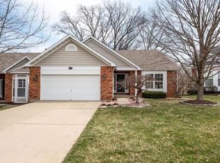 7352 Timberpoint Ct, Fairview Heights, IL 62208