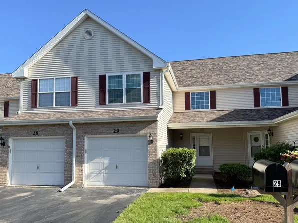 12014 Baneberry Dr, Roscoe, IL 61073