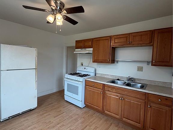 5th image of 1500 Butler St #2