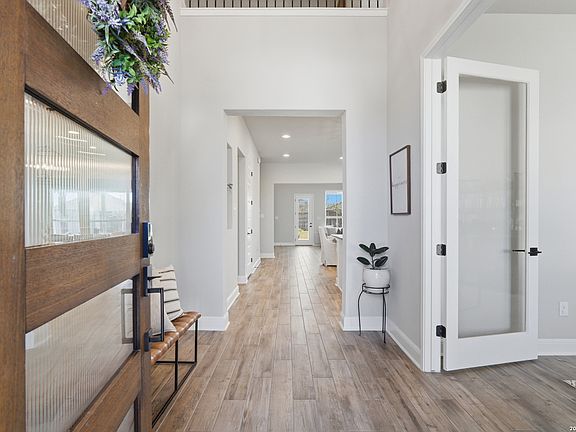 5th image of 28920 Windlesham Way
