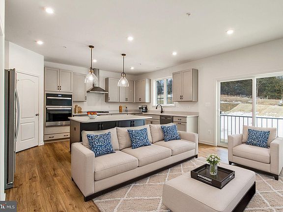 5th image of 9343 Alloway Dr