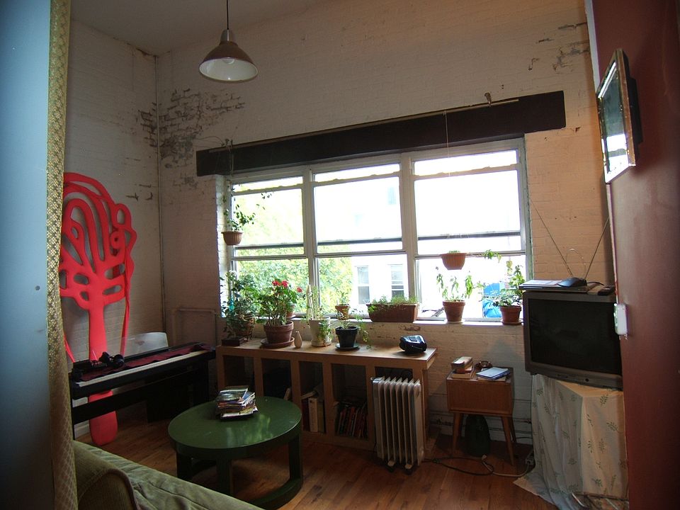 2nd image of 59 Scholes St APT 204