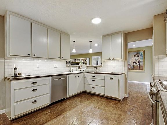 3rd image of 4331 Ganymede Dr