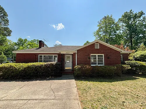 2382 Elm Dr Photo 1