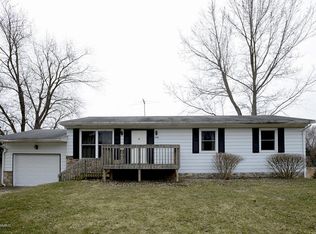 3336 Dexter Dr, East Leroy, MI 49051