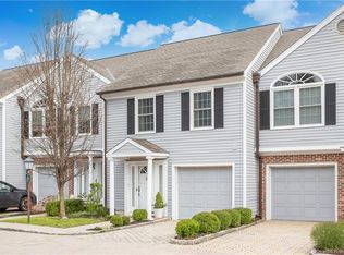 17 Pond Ln UNIT 17, Darien, CT 06820