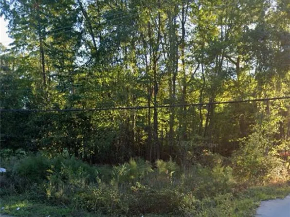 17247 Warwick Blvd, Newport News, VA 23603