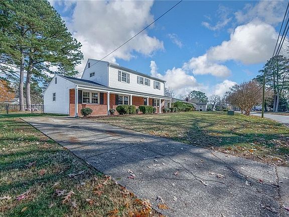 2nd image of 432 Lynn Shores Drive