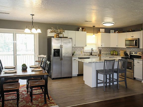 4th image of 5223 Sakston Dr