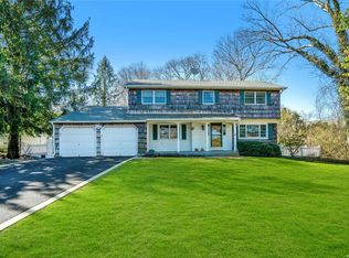 6 Bancroft St, East Setauket, NY 11733