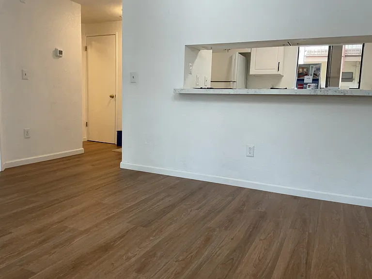 1222 S Villa Way — Photo 7