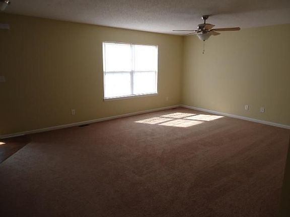 2nd image of 7516 Blue Willow Dr
