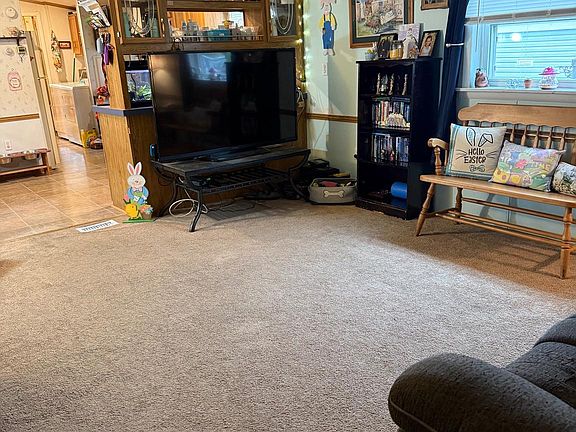 5th image of 317 Ashford Ln
