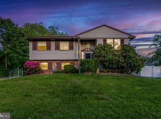 927 Edgemoor Rd, Cherry Hill, NJ 08034