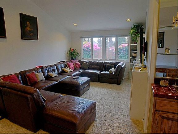 3rd image of 22630 Avenue San Luis