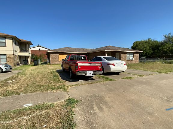 2nd image of 1907 Cedarhill Dr