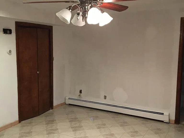 73 Grove St — Photo 3